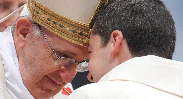 francisco a los nuevos sacerdotes