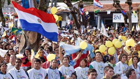 Papa-Francisco-Caacupe-Paraguay-Latinoamerica_CLAIMA20150711_0094_37